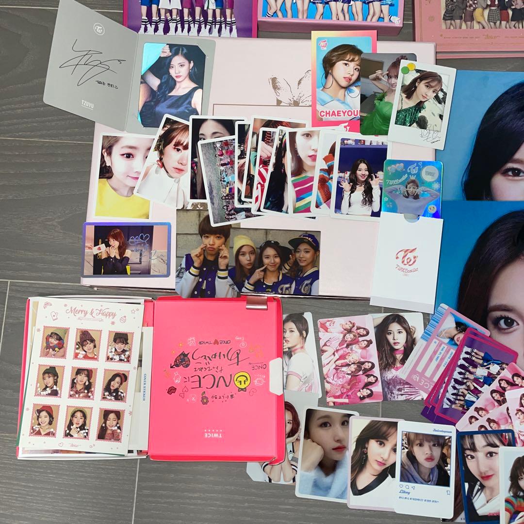 TWICE まとめ売り　トレカ　アルバム　cd ファイル　缶バッチ　ペンライト