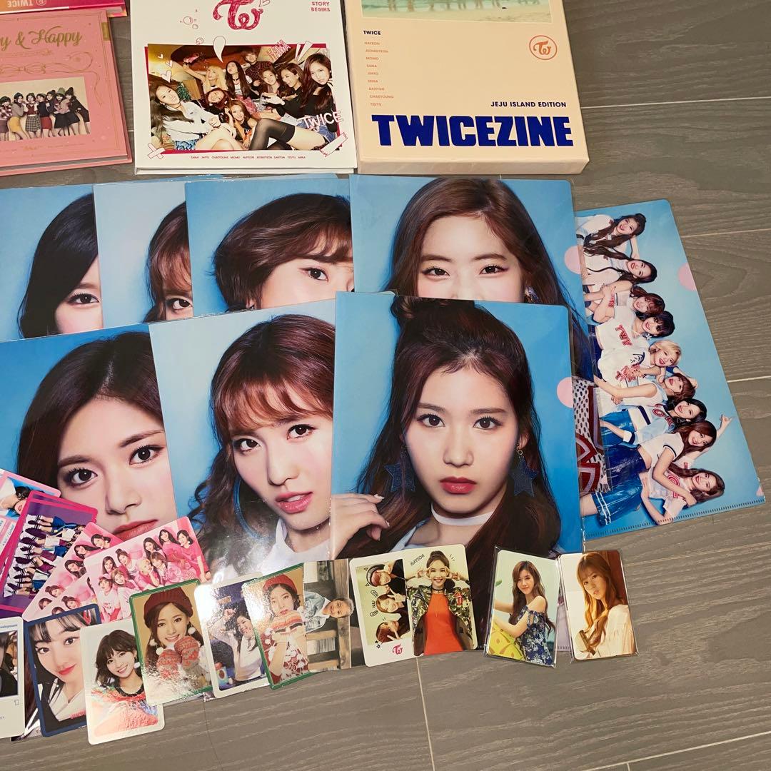 TWICE まとめ売り　トレカ　アルバム　cd ファイル　缶バッチ　ペンライト