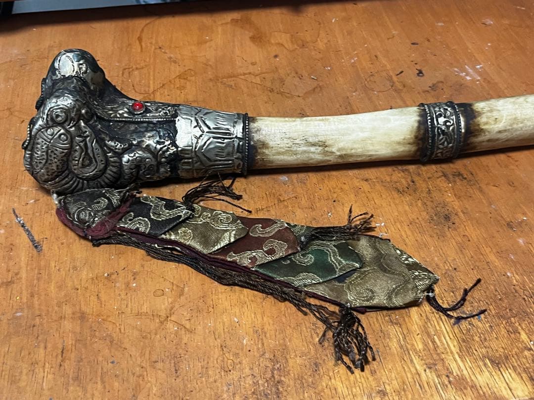 カンリン　チベット仏教　呪物　法具　骨笛　民族楽器