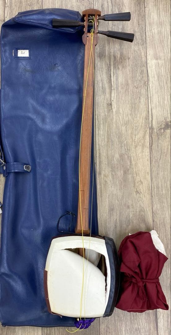 津軽　三味線　全長105㎝　タエオ　東な７-0209③