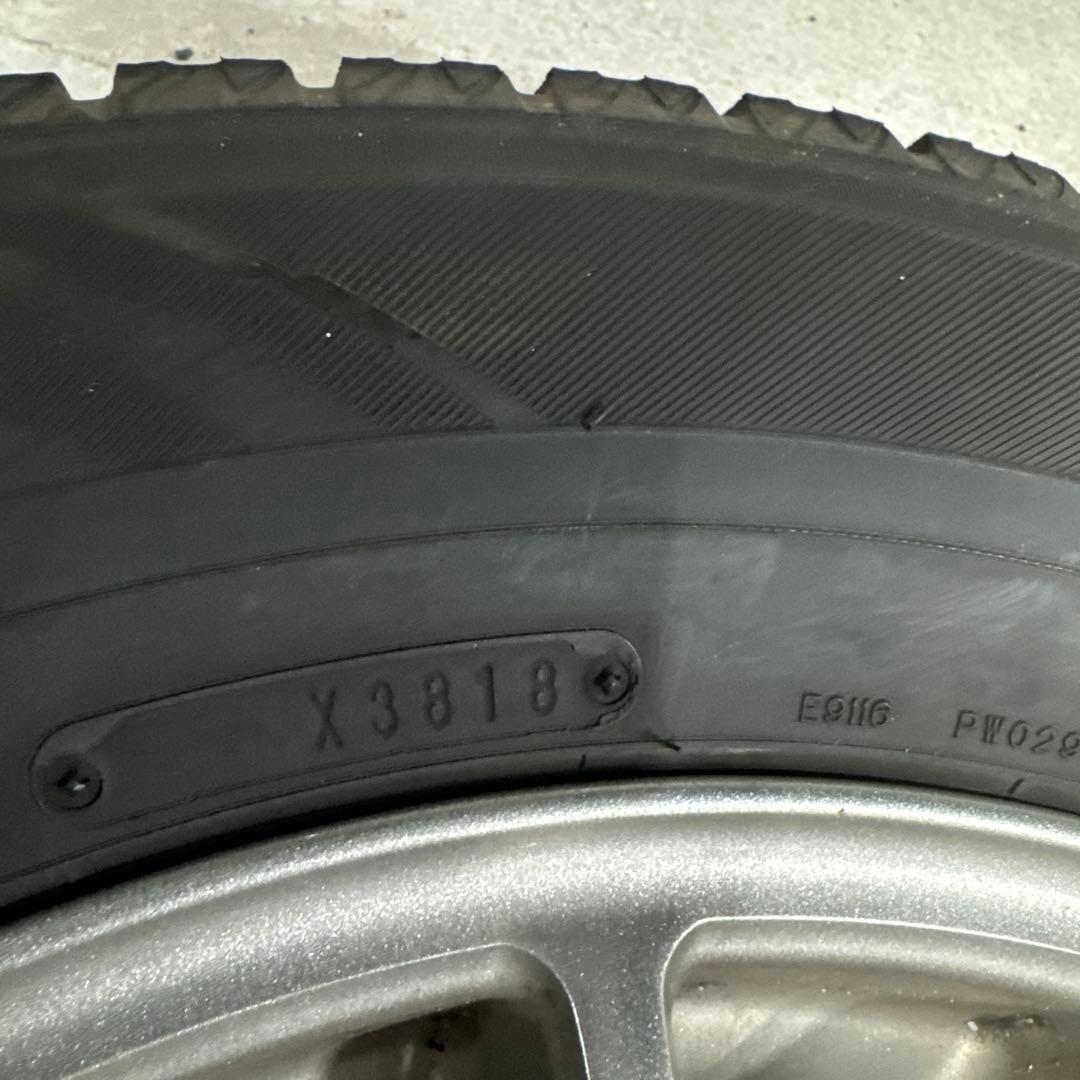 ゆまた　スタッドレス タイヤ 30 アルファード 215 65 16