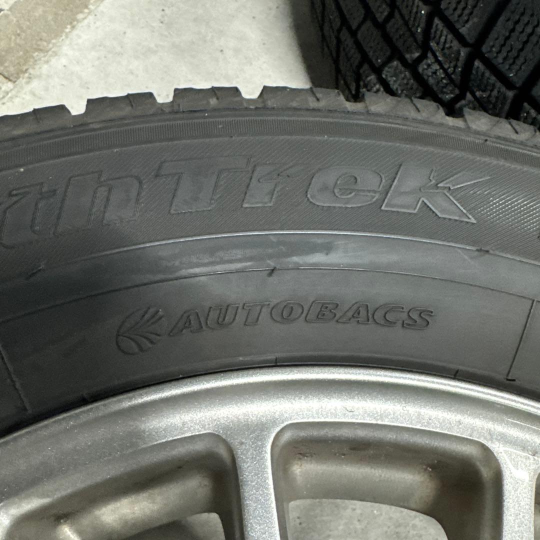 ゆまた　スタッドレス タイヤ 30 アルファード 215 65 16