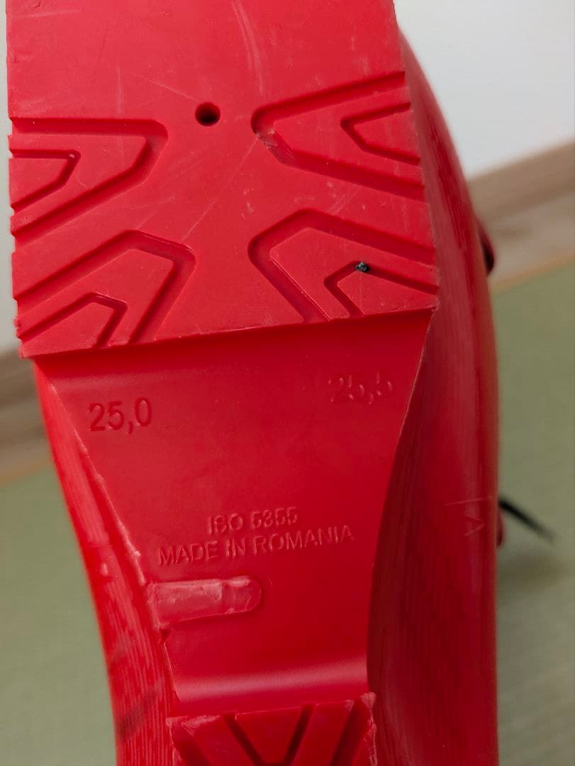 スキー用ブーツ アトミックレッドスター