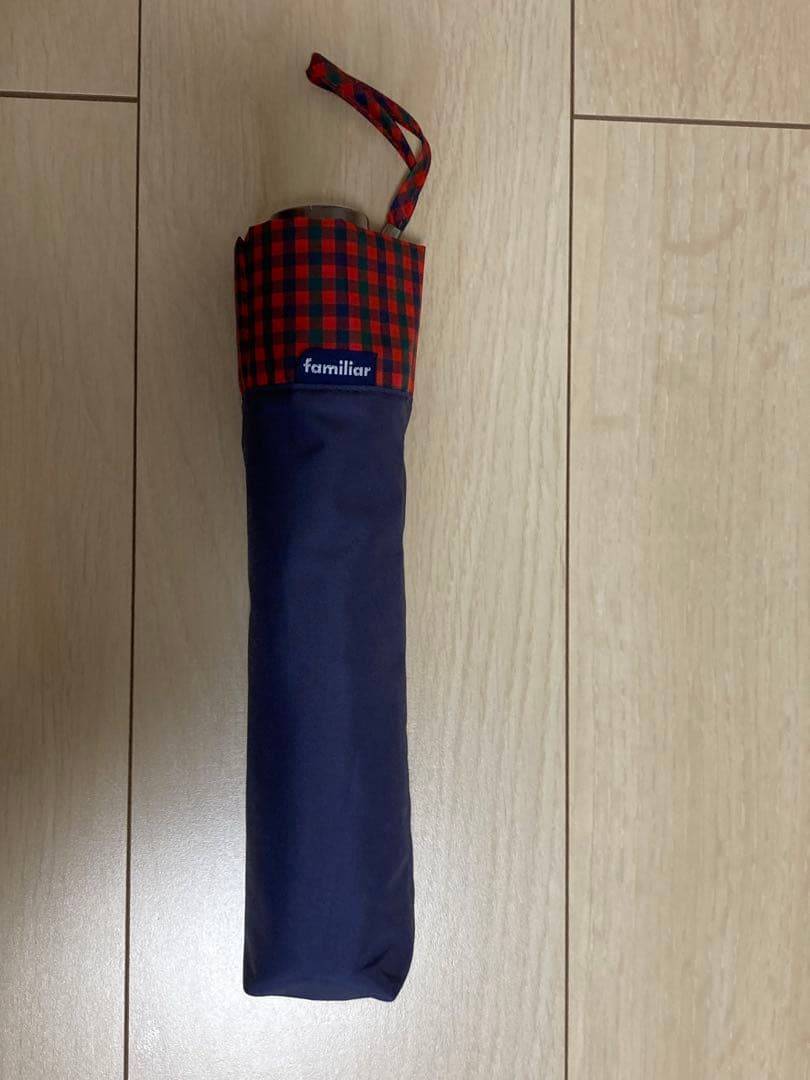 新品未使用 familiar 折りたたみ傘 晴雨兼用 赤とネイビー 現行品