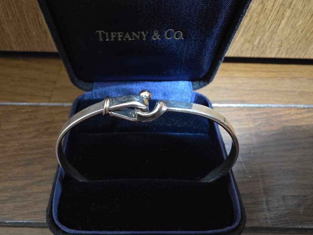 最終値下げ Tiffany & Co. フックデザイン バングル
