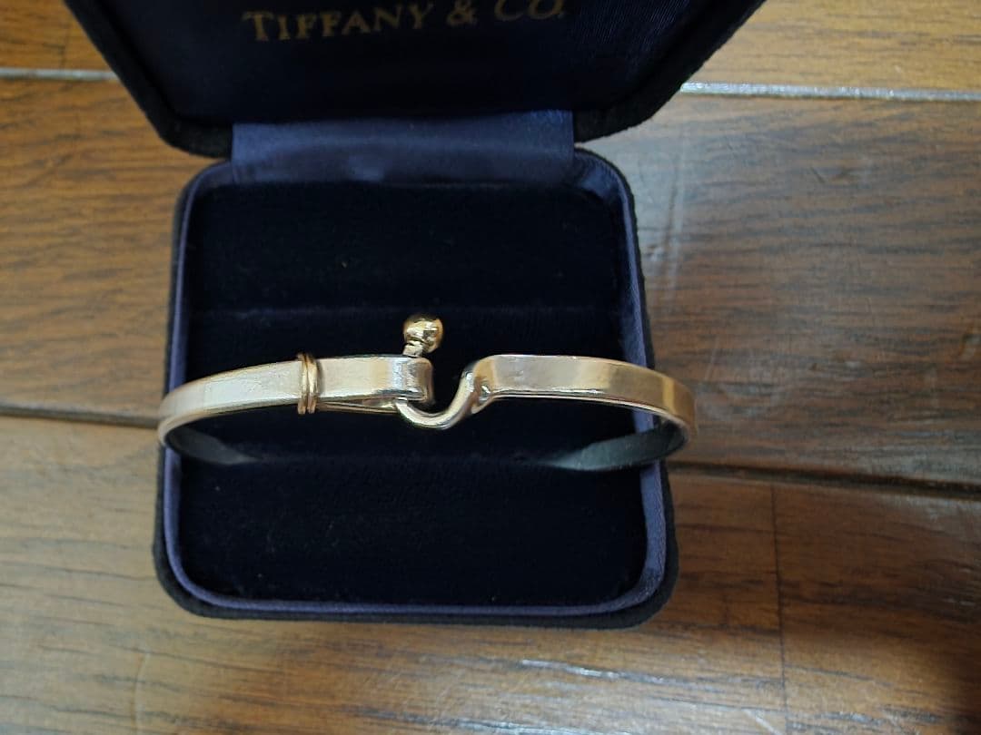 最終値下げ Tiffany & Co. フックデザイン バングル