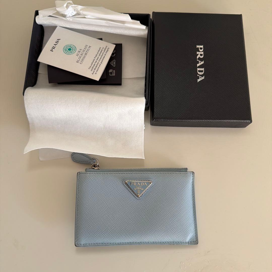 PRADA レザー ケース　ウォレット　カードケース　ライトブルー