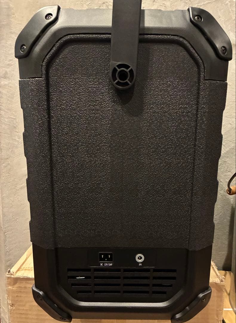 ★極美品★ EENOUR D10 10L車載冷蔵庫 バッテリー付き