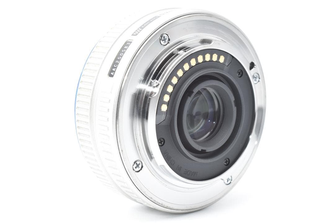 OLYMPUS M.ZUIKO DIGITAL 17mm F2.8 シルバー