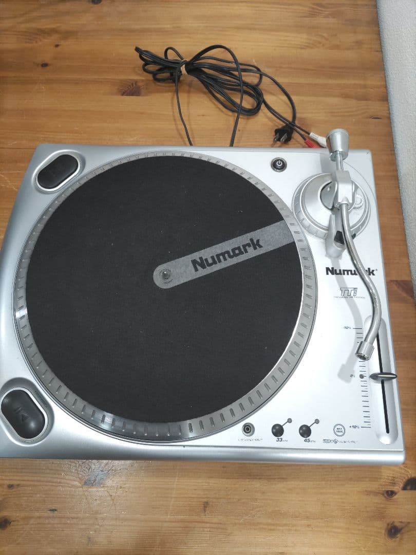 Numark TT-USB ターンテーブル シルバー