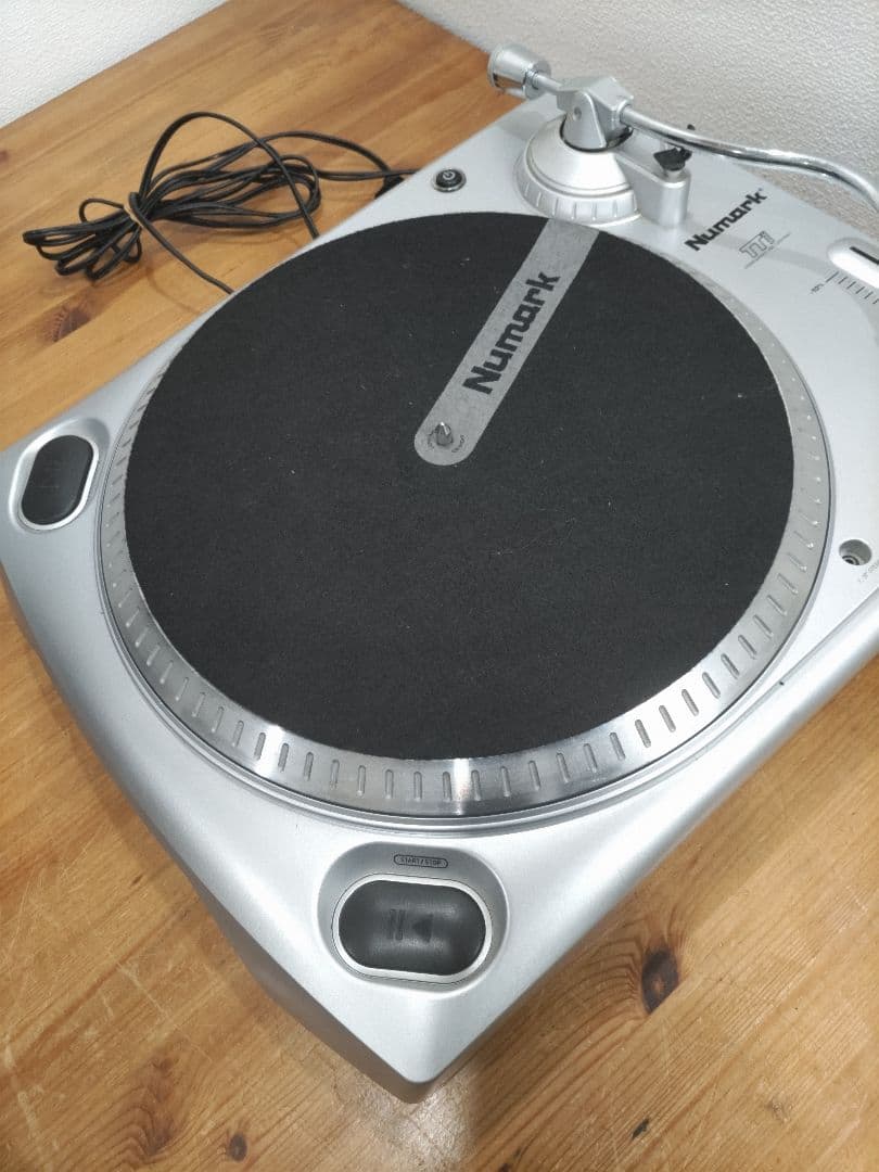 Numark TT-USB ターンテーブル シルバー