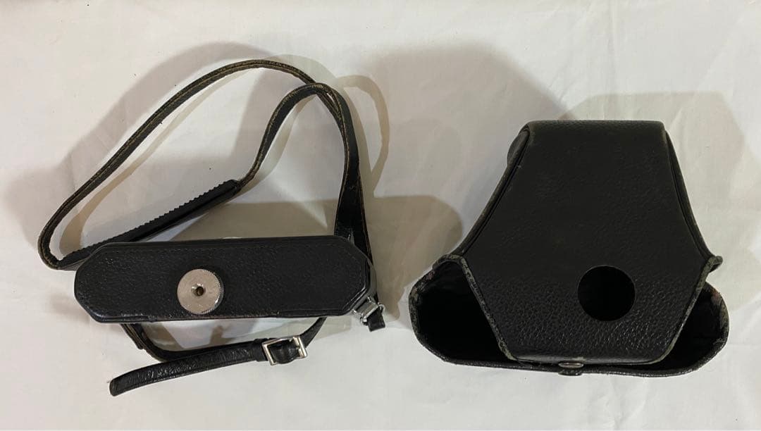 Nikomat一眼レフカメラ、Nikkor 135mm f/2.8レンズ