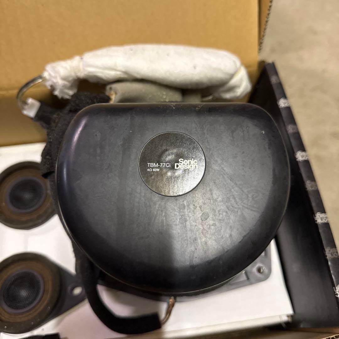 ソニックデザイン　スピーカー　レヴォーグ用