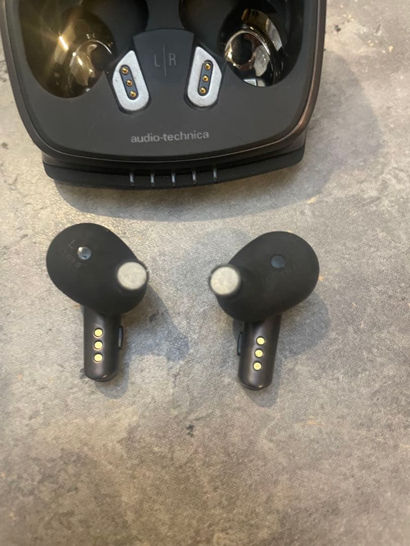 audio-technica ワイヤレスイヤフォン　ATH-TWX9