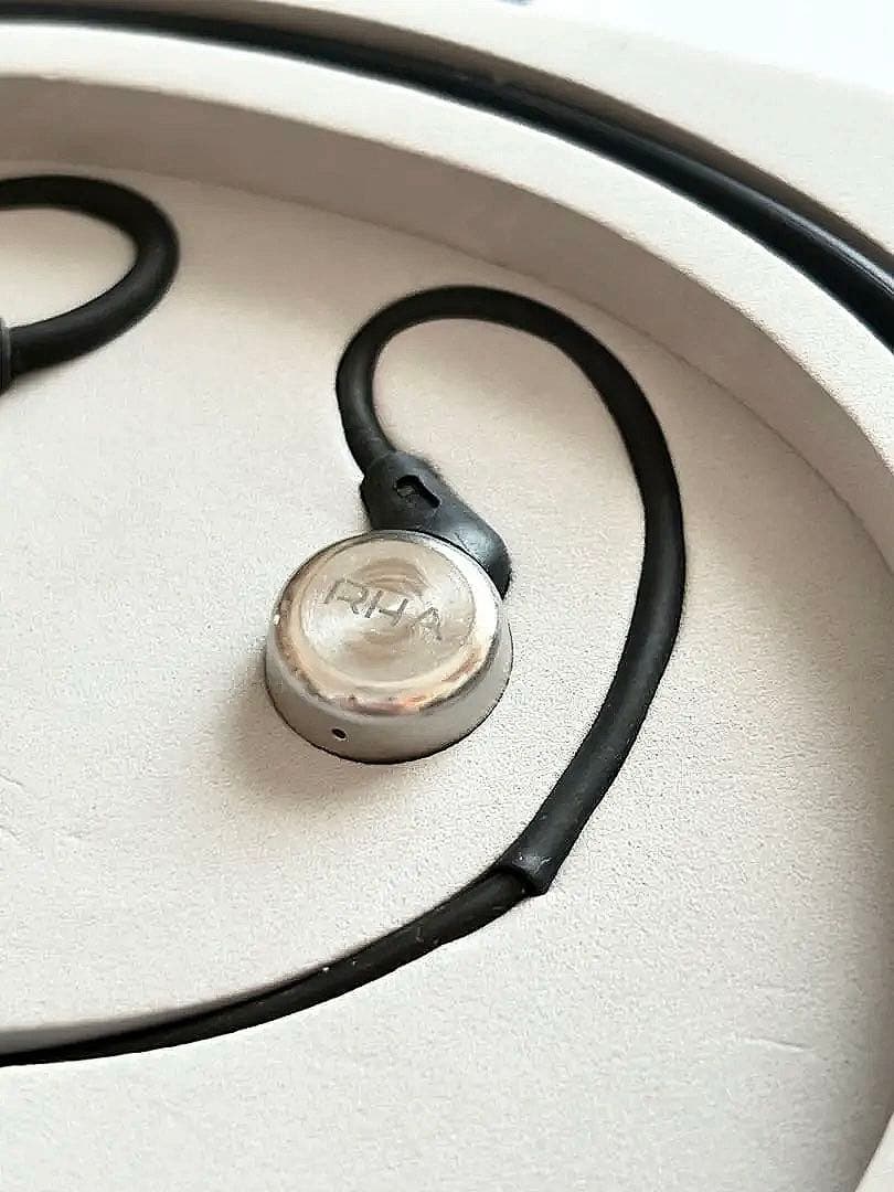 ［送料込み］RHA MA750 Wireless ワイヤレスイヤホン