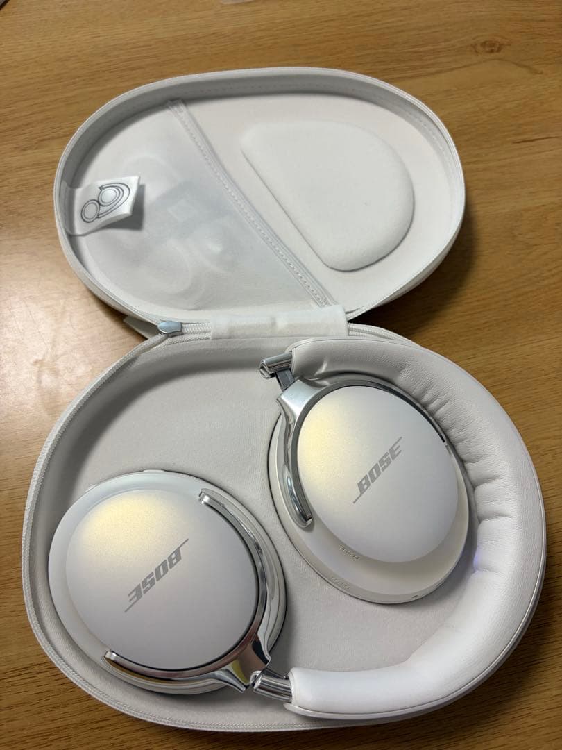 ち*ん様 Bose QuietComfort Ultra ワイヤレスヘッドホン