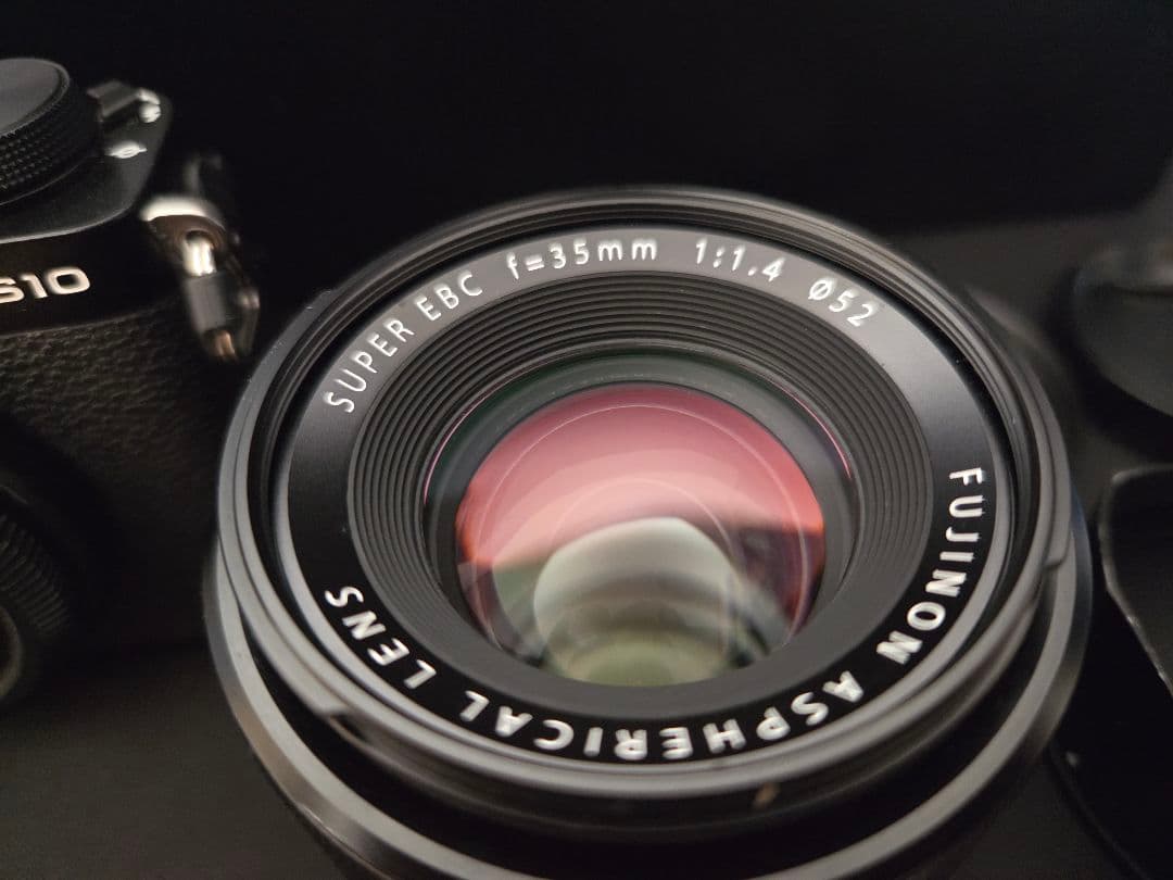 T*y様 Fujifilm X-S10 XF35mmF1.4　セット