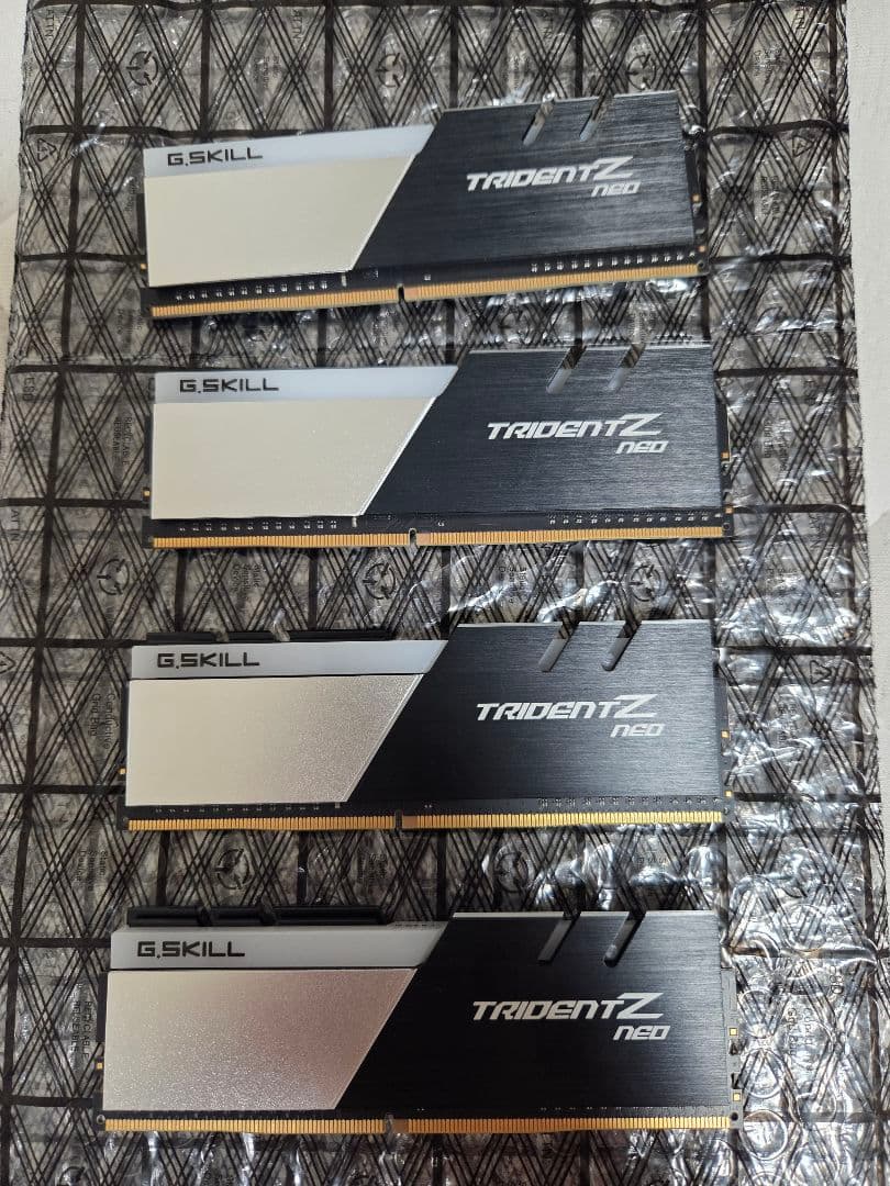 G.SKILL TRIDENT Z NEO 8GB ×4