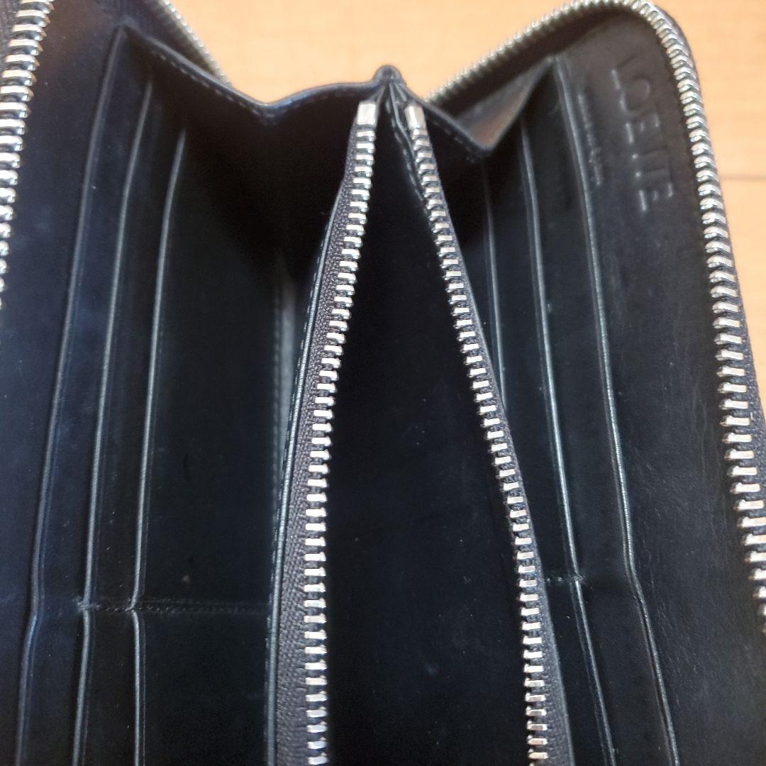 LOEWE　長財布
