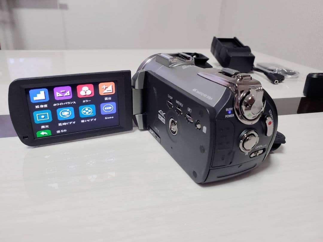 4K ビデオカメラ コンパクト シルバー