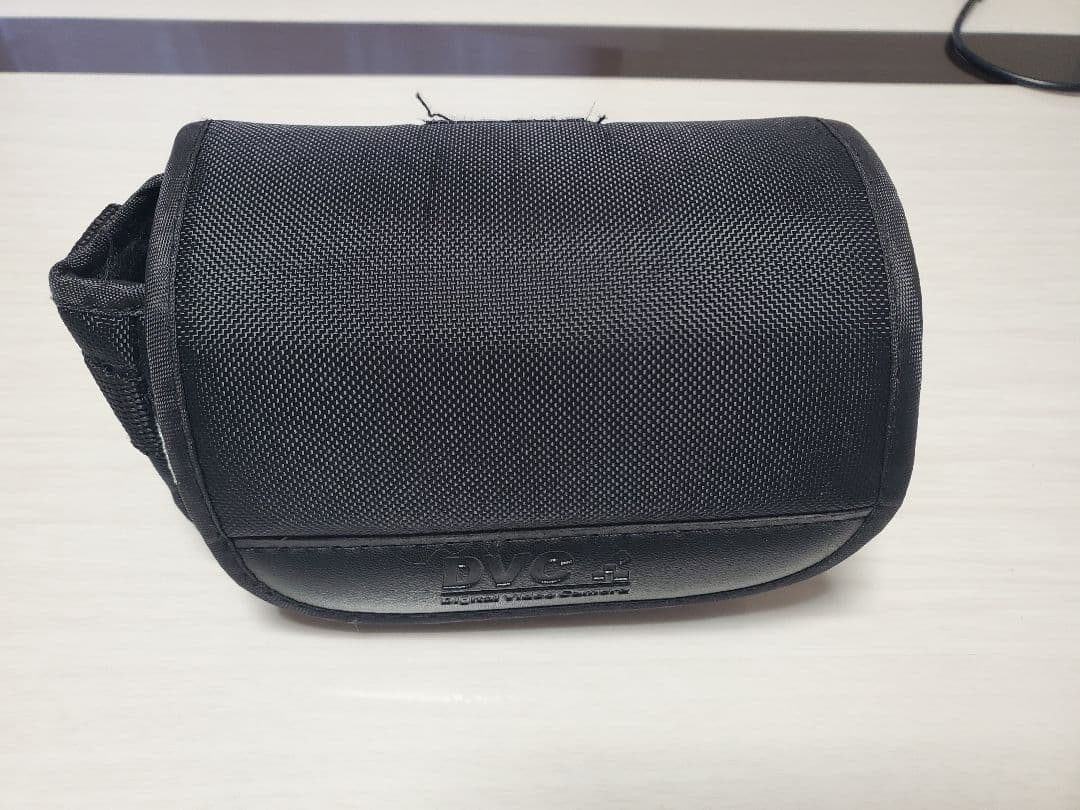 4K ビデオカメラ コンパクト シルバー