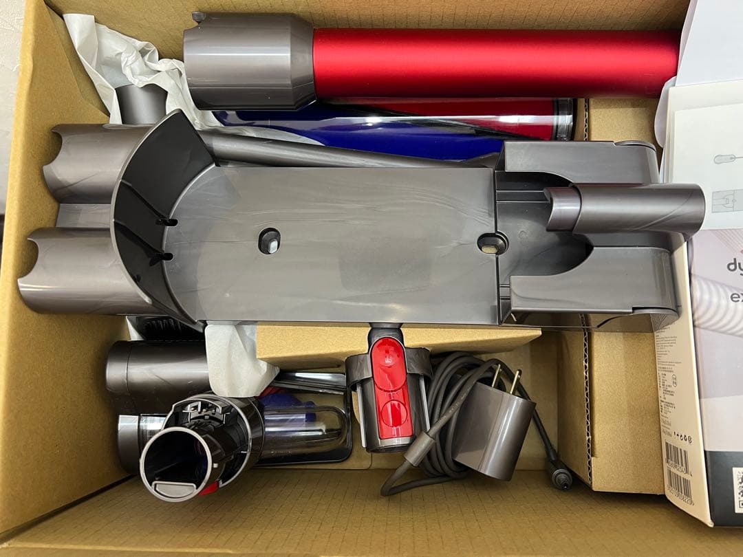 ダイソンハンディクリーナ SV25RD2 dyson v8 origin