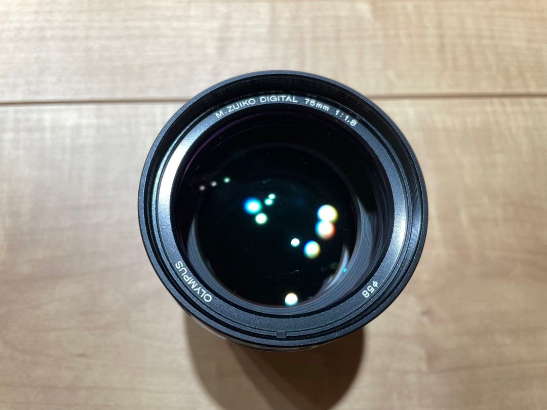 M.ZUIKO DIGITAL ED 75mm F1.8(ブラック）