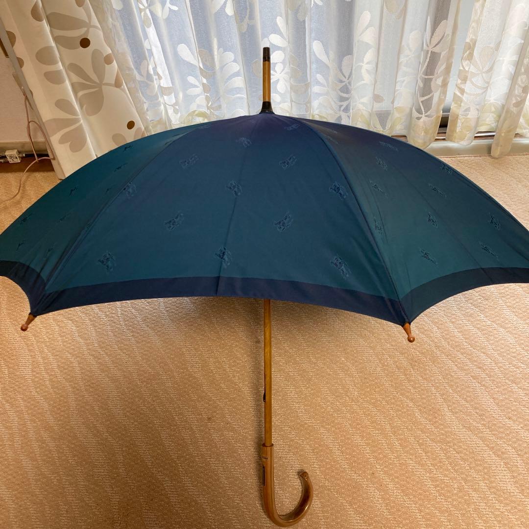 Burberryバーバリー　長傘　ネイビーとレッドのセット