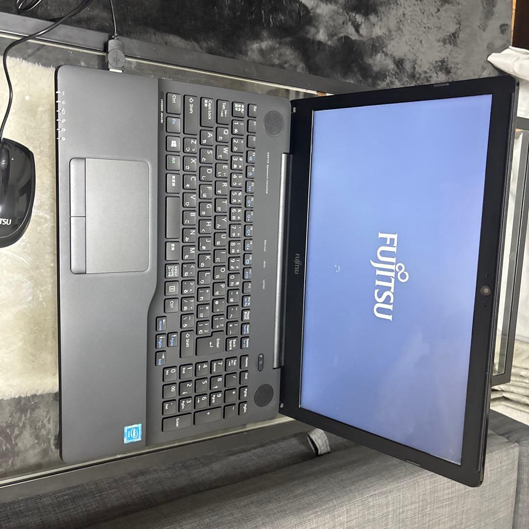 Fujitsu LIFEBOOK ノートPC