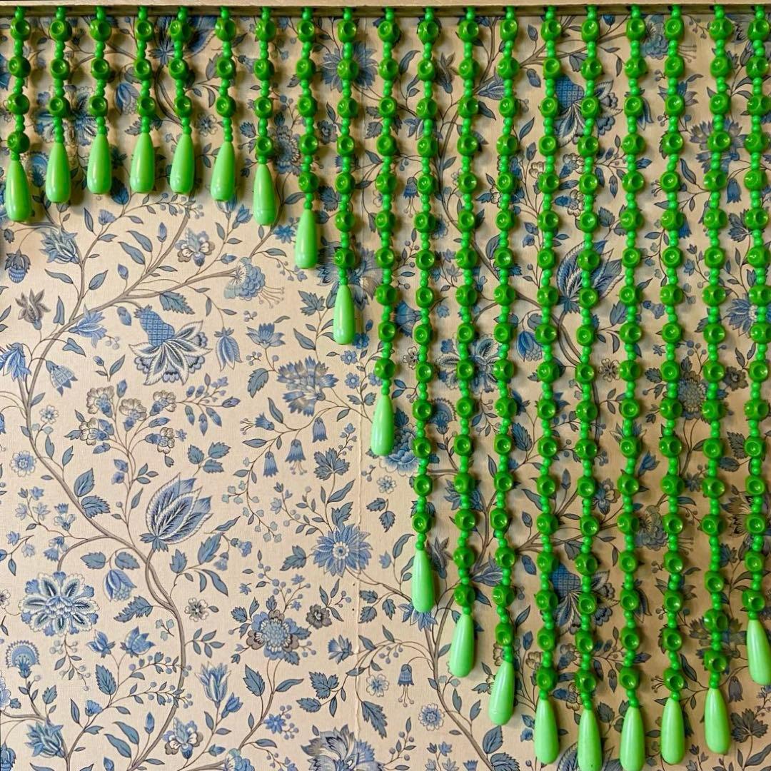 昭和レトロ　ビーズのれん　レトログリーン　当時物　レトロポップ