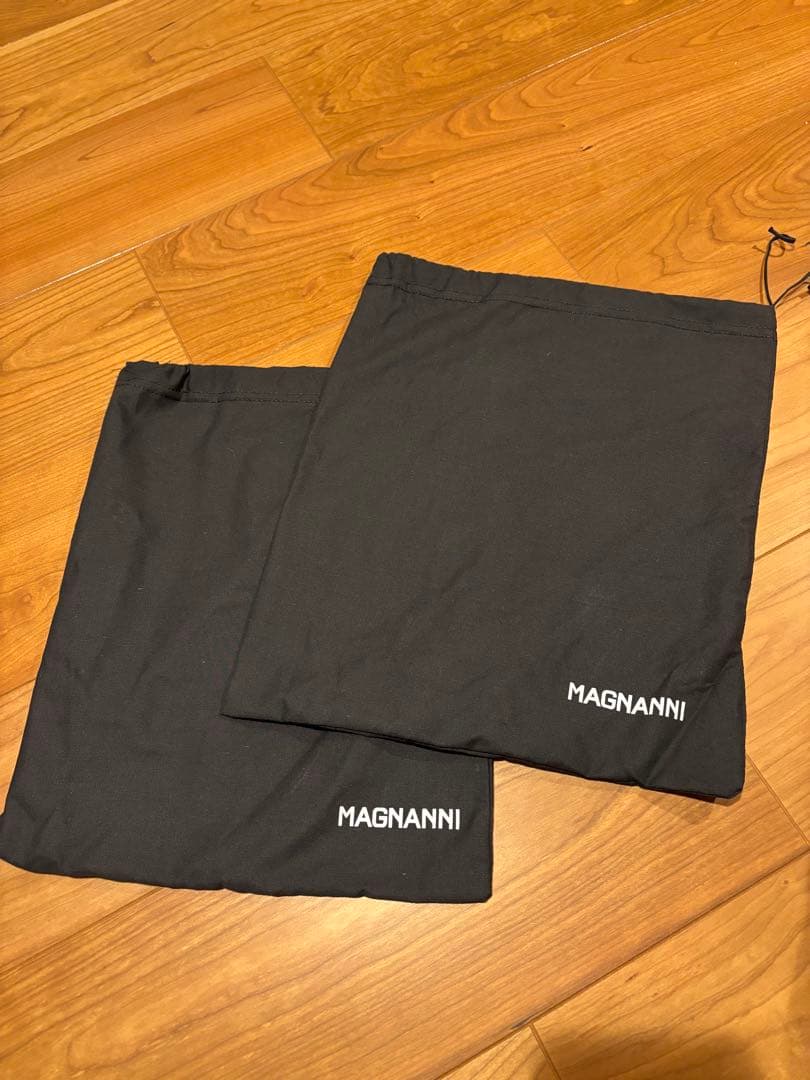 マグナーニ ブラック スエード ブーツ EU43