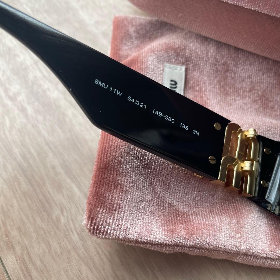 MIU MIU ミュウミュウ 　グリンプスサングラス　未使用