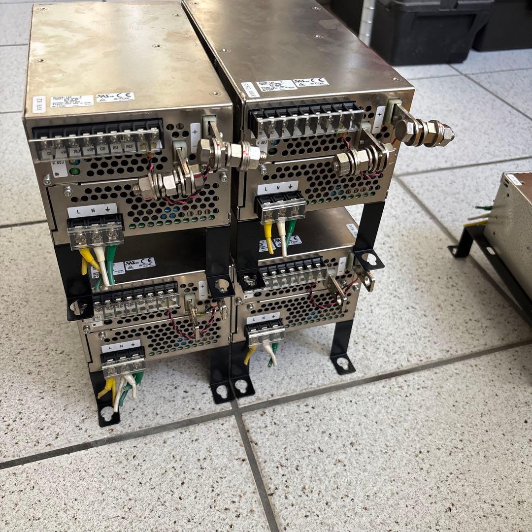電源供給装置 4台セット メタリックシルバー ジャンク品