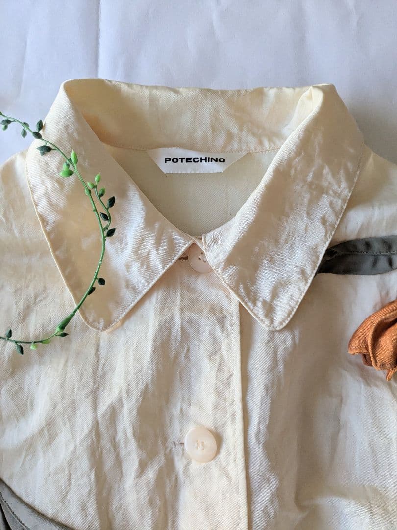 ポテチーノ❤お花（後にも花）　可愛い❤レインコート　ナイロン