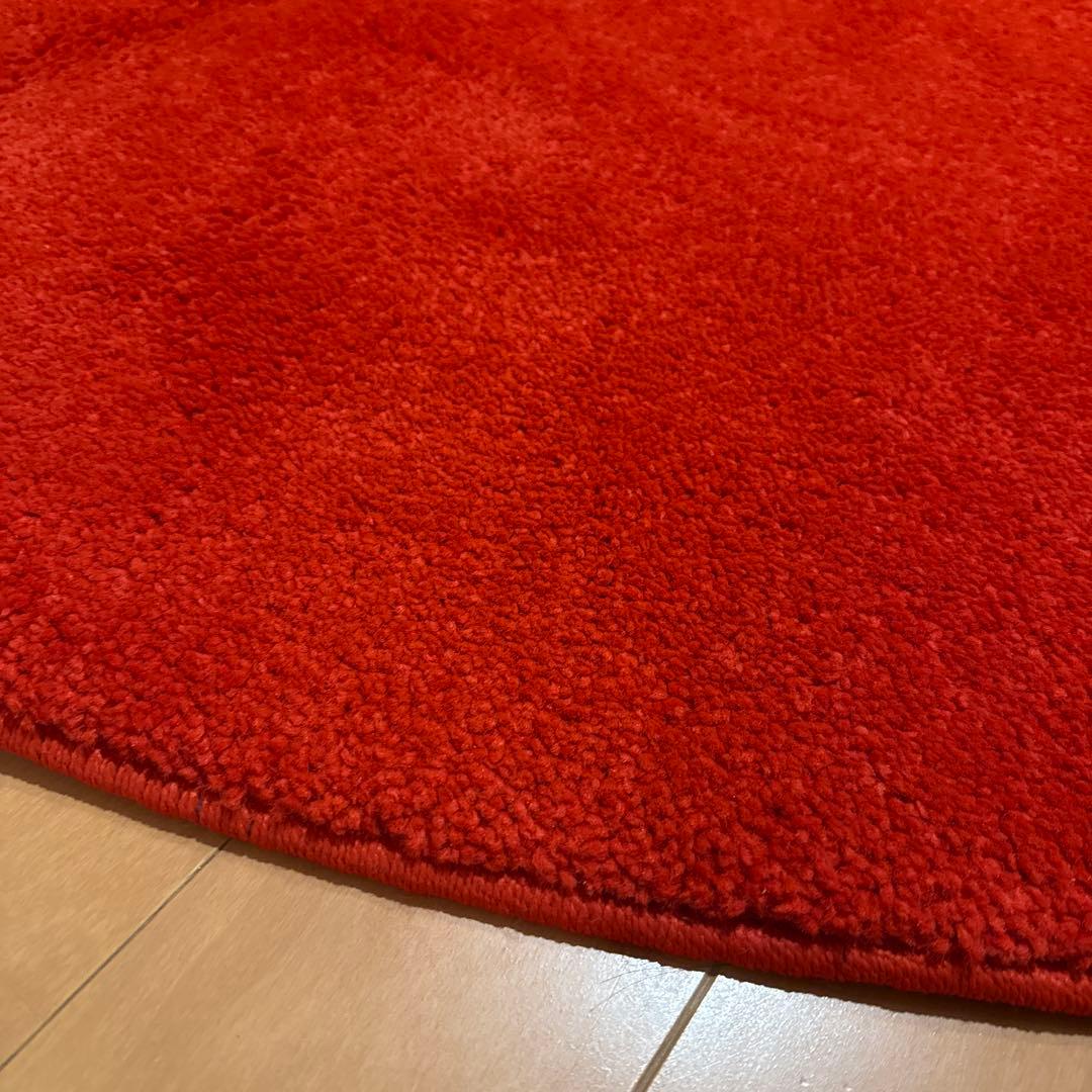 IKEA STOENSE 赤いラグ 直径195cm