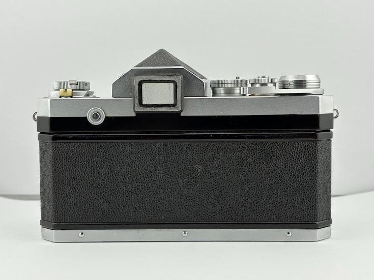 ★美品★ ニコン NIKON F アイレベル 中期型 ボディ シルバー