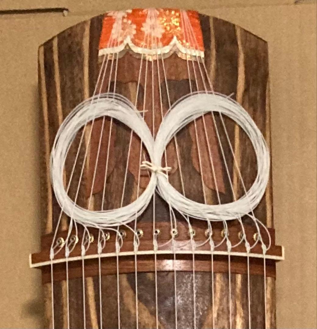 お箏　すだれ彫　蒔絵　付属品あり練習用　送料込