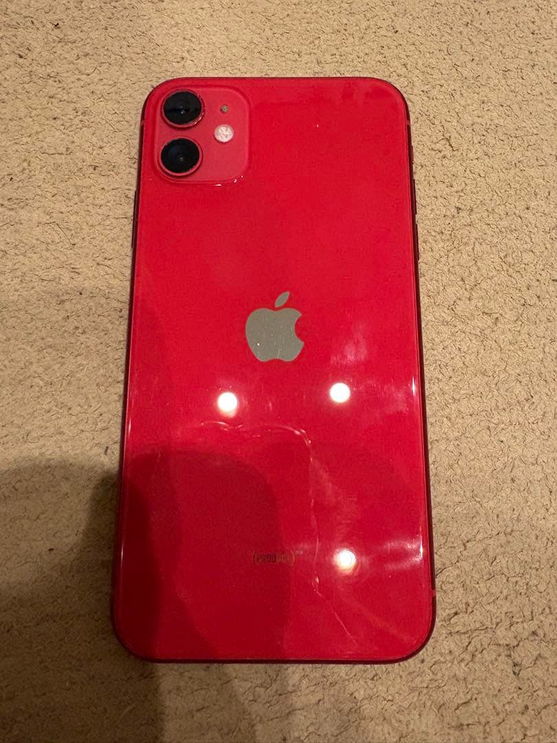 iPhone11 RED 128GB 画面割れ　ジャンク品