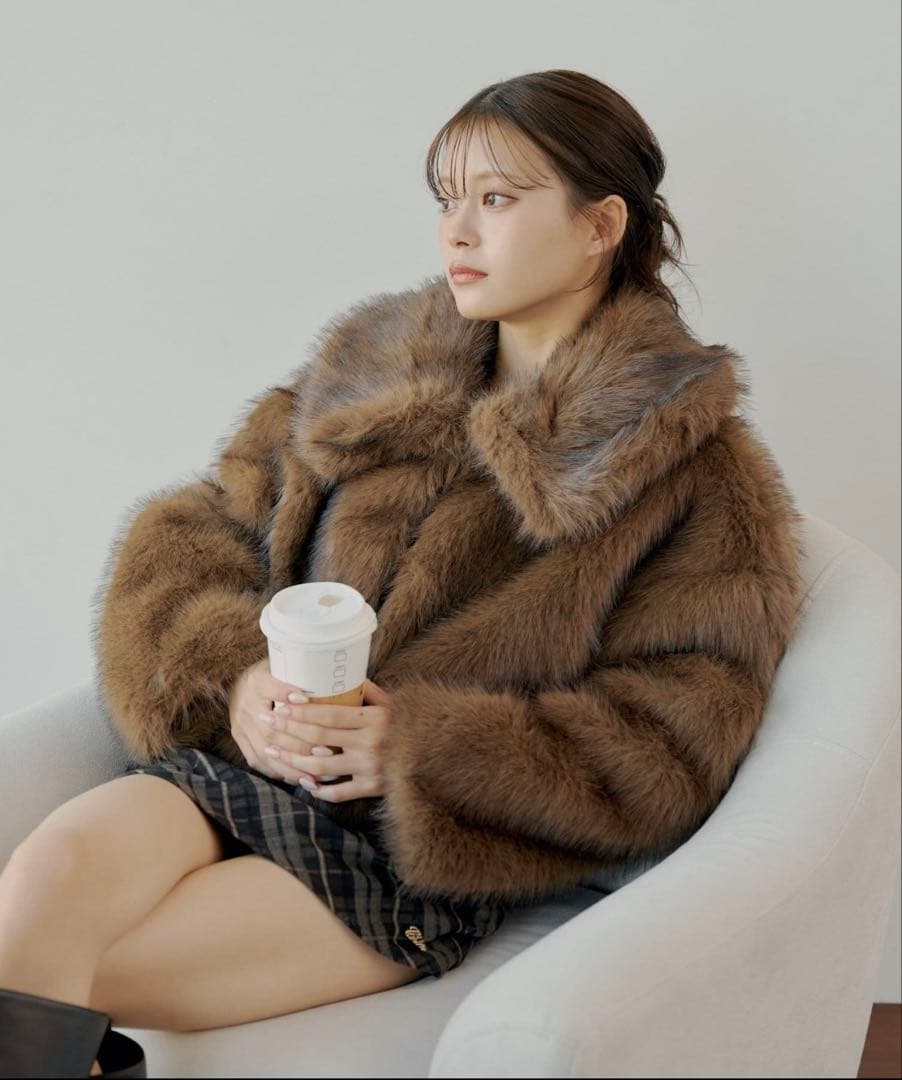 ブラウンファーコート フード付き