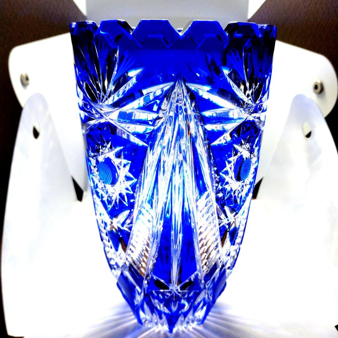 新品イタリア製江戸切子風青色被せガラスクリスタル花瓶花器フラワーベース薩摩切子