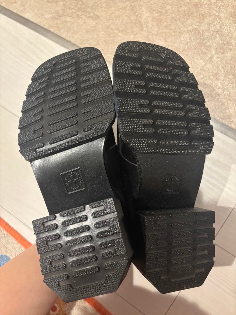 あ*つ様 【箱付き美品】Dr. Martens MAYBOLE ローファー