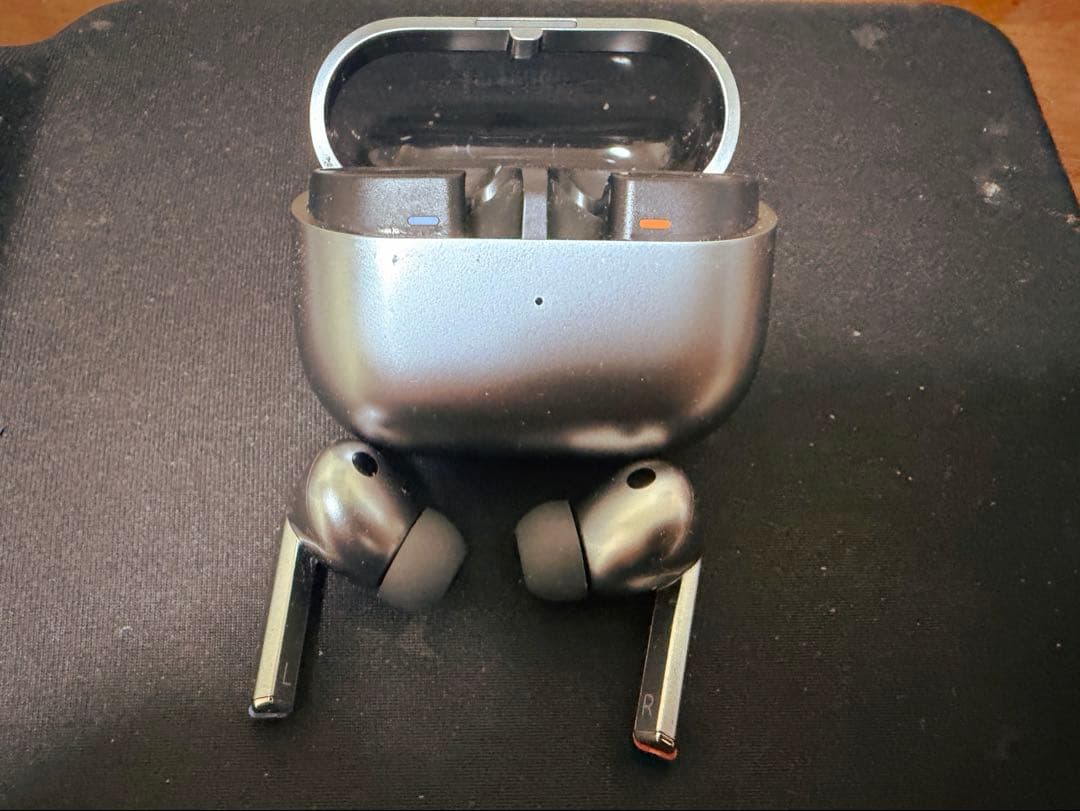 【美品】 Samsung Galaxy Buds3 Proシルバー【ケース付き】