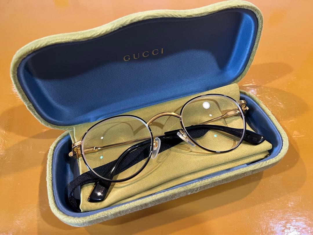 【新品同様】GUCCI ゴールドフレーム メガネ 2023SSモデル