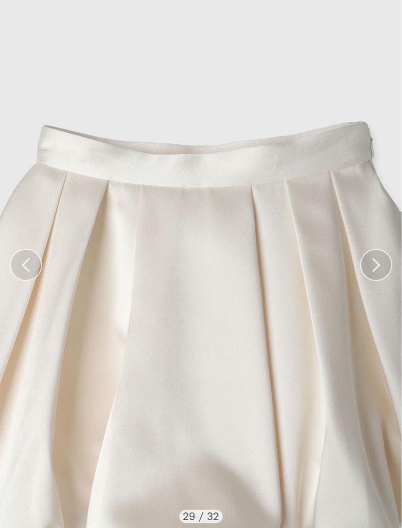 【新品・未使用】サテンバルーンスカート 38 WHITE