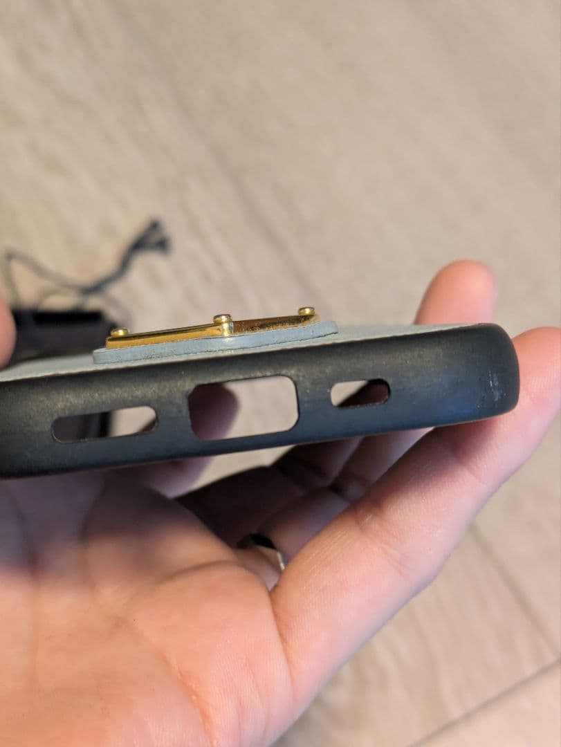 PRADA iPhone15 ケース