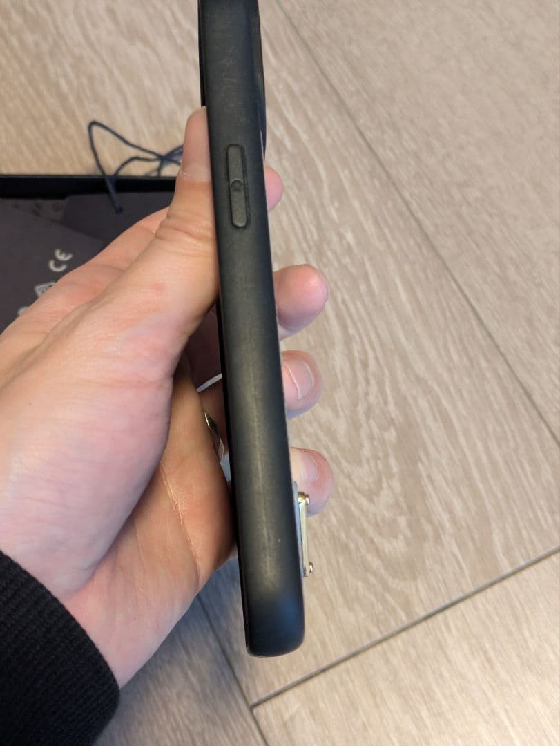 PRADA iPhone15 ケース