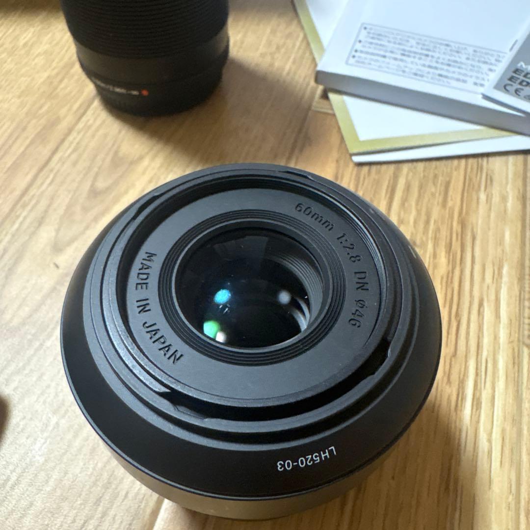 は*か様 簡易清掃済み オリンパスOM-D E-M10 MarkⅢ 単焦点レンズ