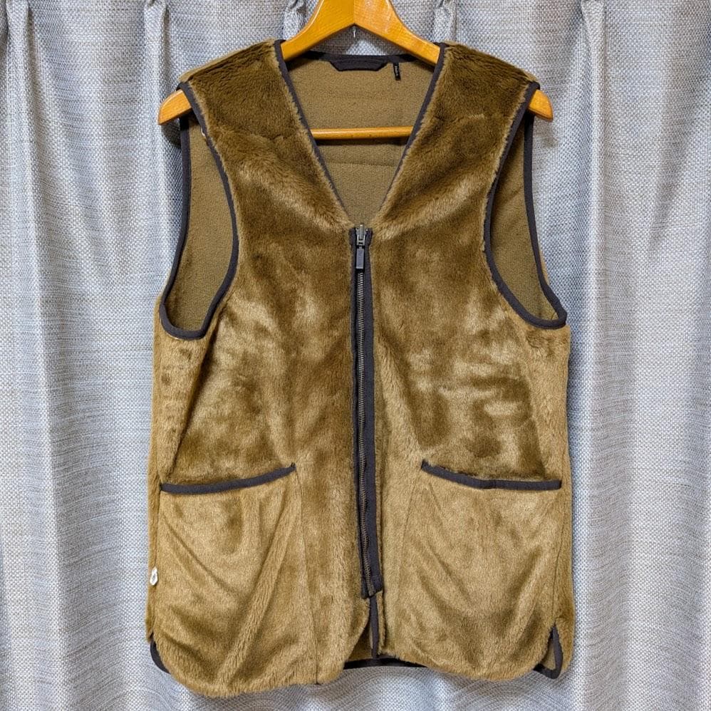 美品 Barbour フロントジップ ファー ライナー ベスト 38