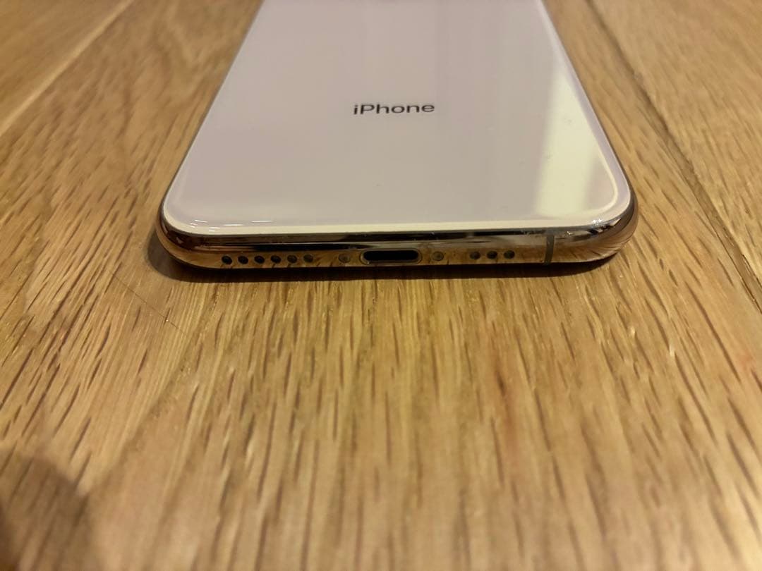 iPhone XS ゴールド　256GB