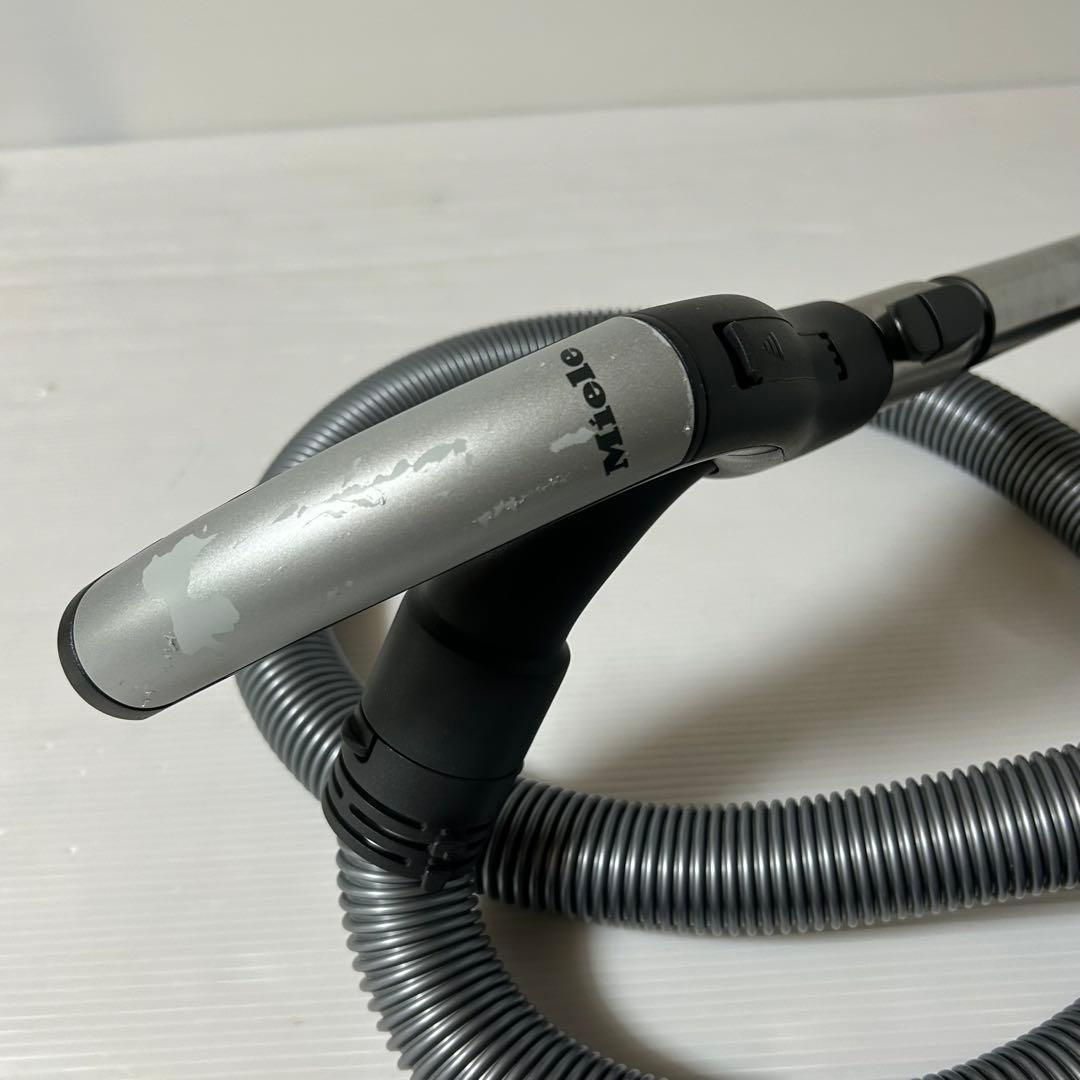 Miele ミーレ 掃除機 Compact C2 SDAO0　イエロー